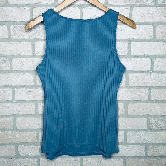 Blue Maternity Tank Top with Embroderied Flowers - Picture 6 of 6